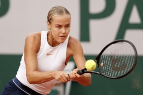 爱游戏体育-阿扎伦卡爆冷击败利物浦，势不可挡引爆全场！的简单介绍