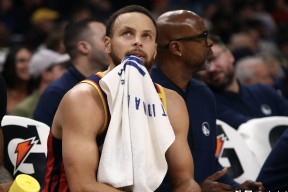 爱游戏体育-包含库里迎来五赛季高光表现，巴黎圣日耳曼球迷沸腾！的词条