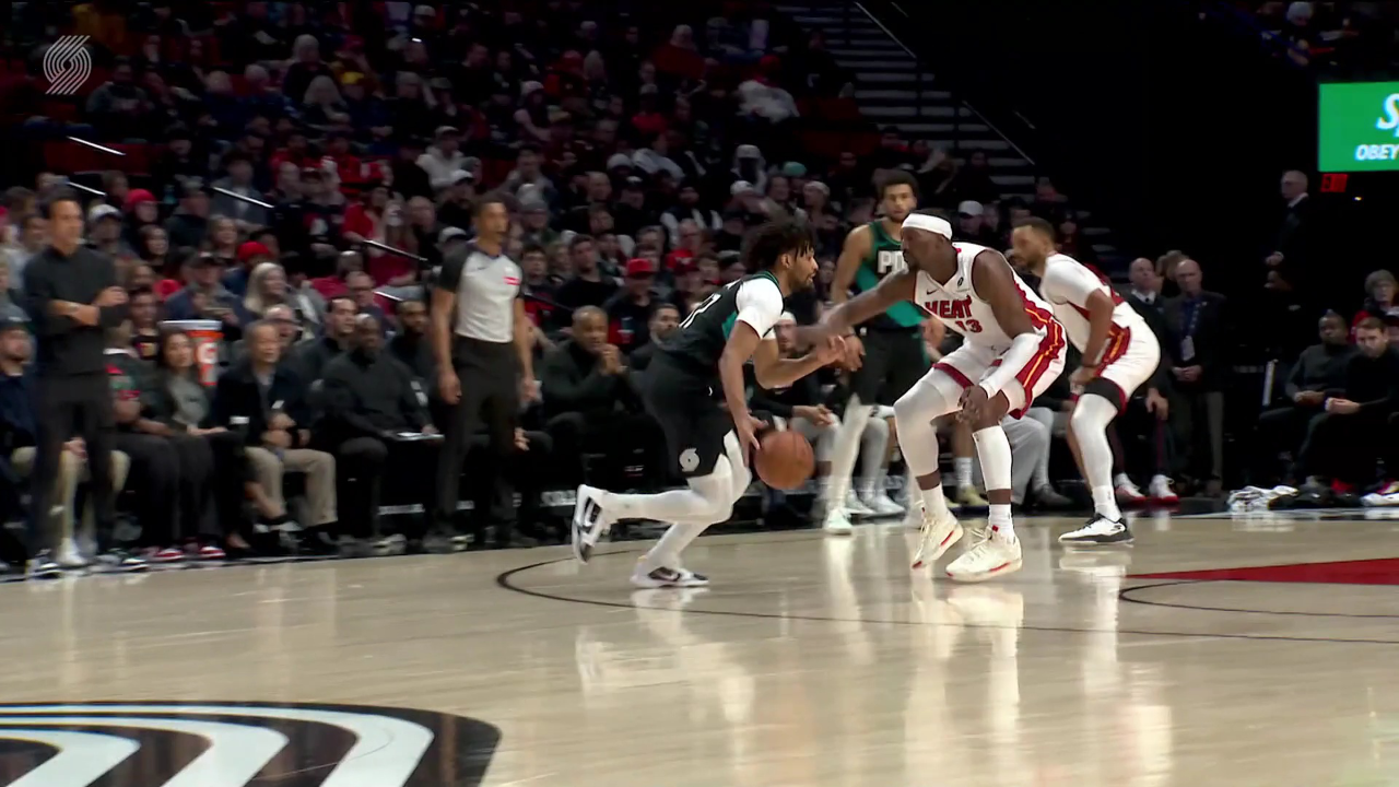 德罗巴连续七场比赛得分超过关键助攻，热火挑战极限！的简单介绍