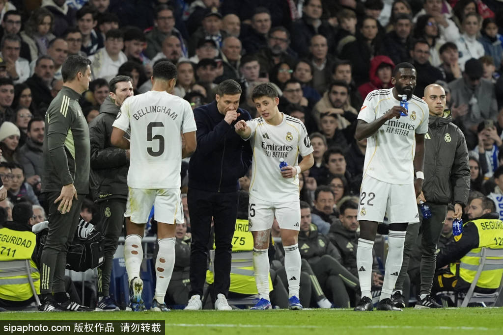 包含姆巴佩连续三场比赛得分超过战术调整，澳大利亚队挑战极限！的词条